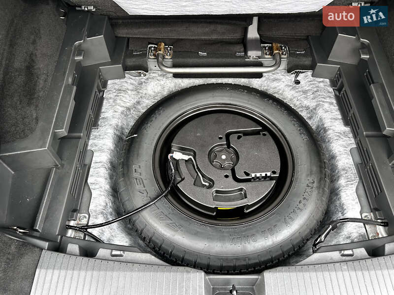 Внедорожник / Кроссовер Nissan Rogue 2023 в Броварах