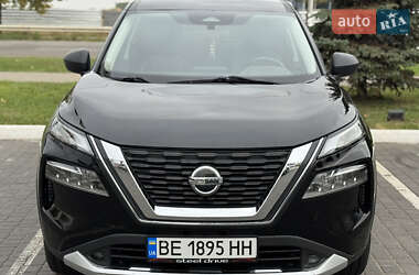 Внедорожник / Кроссовер Nissan Rogue 2021 в 