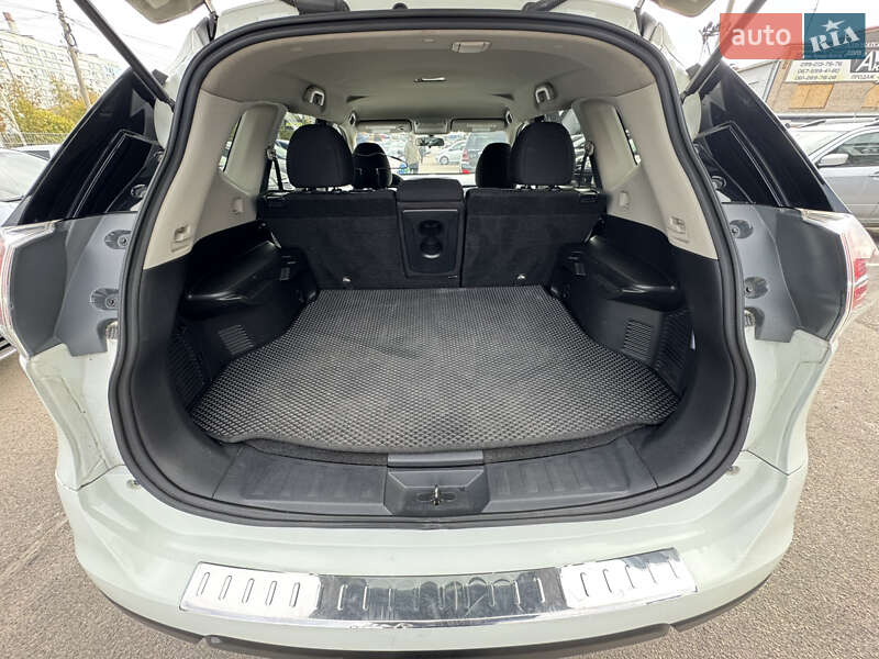 Позашляховик / Кросовер Nissan Rogue 2015 в Запоріжжі фото 23 Позашляховик / Кросовер Nissan Rogue 2015 в Запоріжжі
