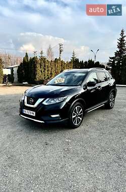 Внедорожник / Кроссовер Nissan Rogue 2019 в Киеве