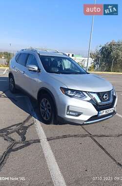 Позашляховик / Кросовер Nissan Rogue 2015 в Запоріжжі