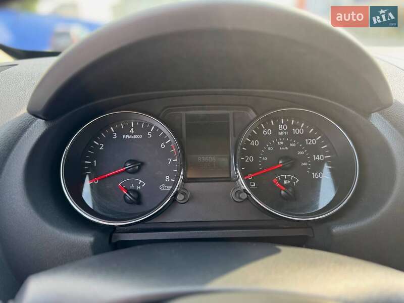 Внедорожник / Кроссовер Nissan Rogue 2013 в Калуше