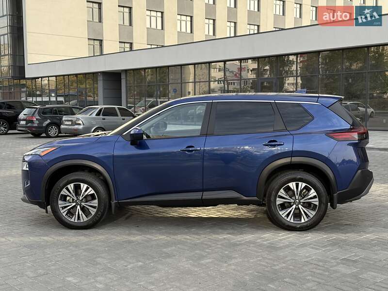 Позашляховик / Кросовер Nissan Rogue 2023 в Дніпрі