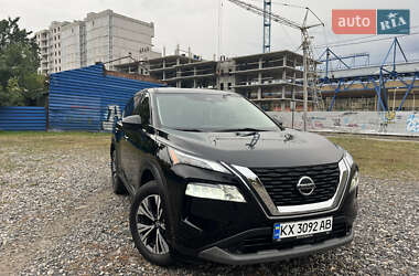 Позашляховик / Кросовер Nissan Rogue 2020 в Харкові