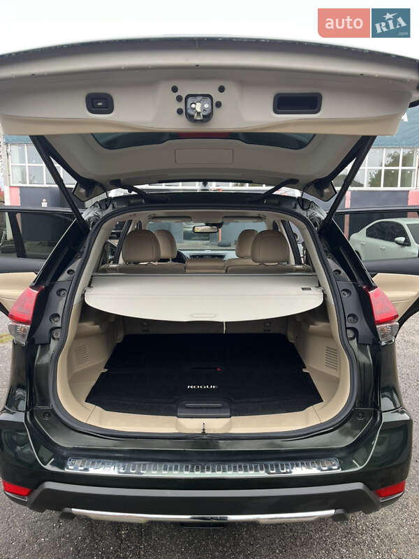 Внедорожник / Кроссовер Nissan Rogue 2018 в Виннице