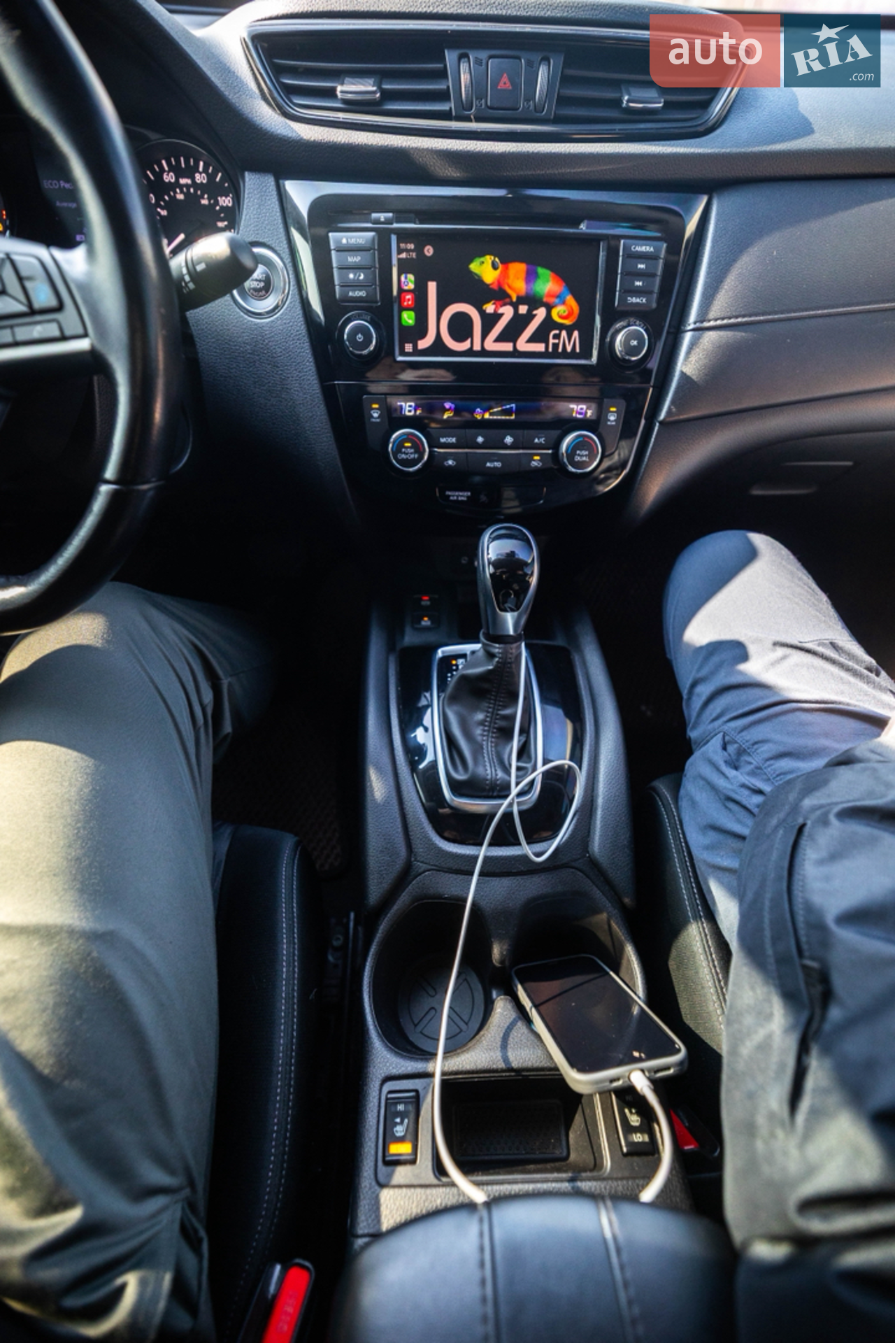 2019 Nissan Rogue - мініатюра 3