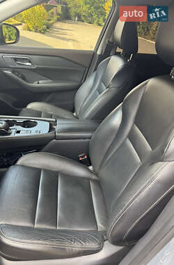 Позашляховик / Кросовер Nissan Rogue 2021 в Львові