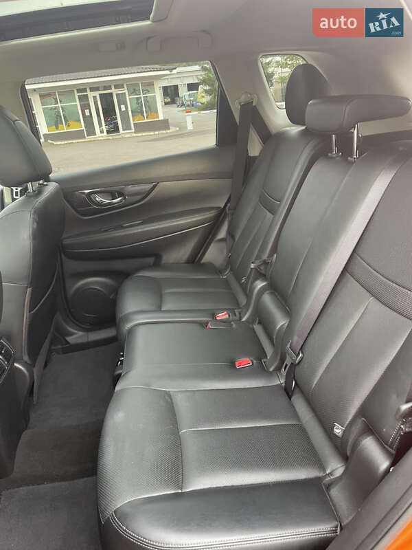 Позашляховик / Кросовер Nissan Rogue 2017 в Кременчуці фото 15 Позашляховик / Кросовер Nissan Rogue 2017 в Кременчуці