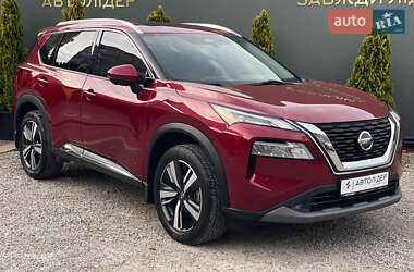Внедорожник / Кроссовер Nissan Rogue 2021 в 