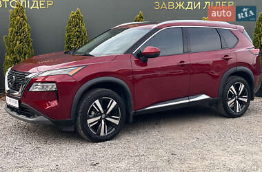 Внедорожник / Кроссовер Nissan Rogue 2021 в 