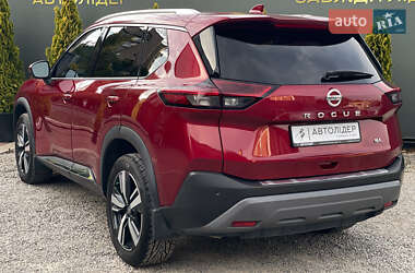 Внедорожник / Кроссовер Nissan Rogue 2021 в 