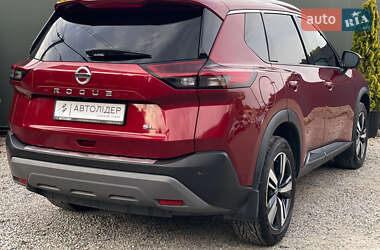 Внедорожник / Кроссовер Nissan Rogue 2021 в 