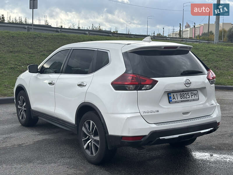 Внедорожник / Кроссовер Nissan Rogue 2018 в Киеве