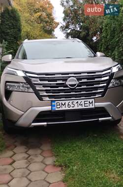 Позашляховик / Кросовер Nissan Rogue 2024 в 