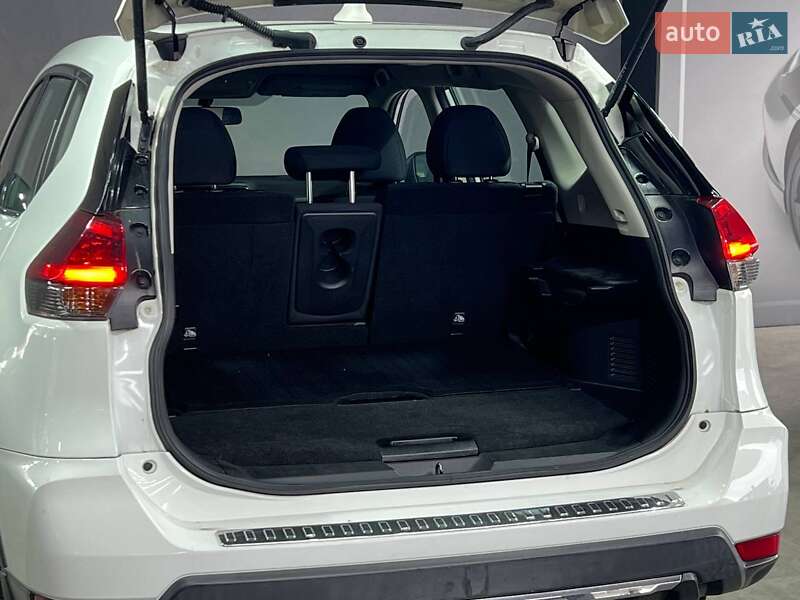 Внедорожник / Кроссовер Nissan Rogue 2018 в Одессе