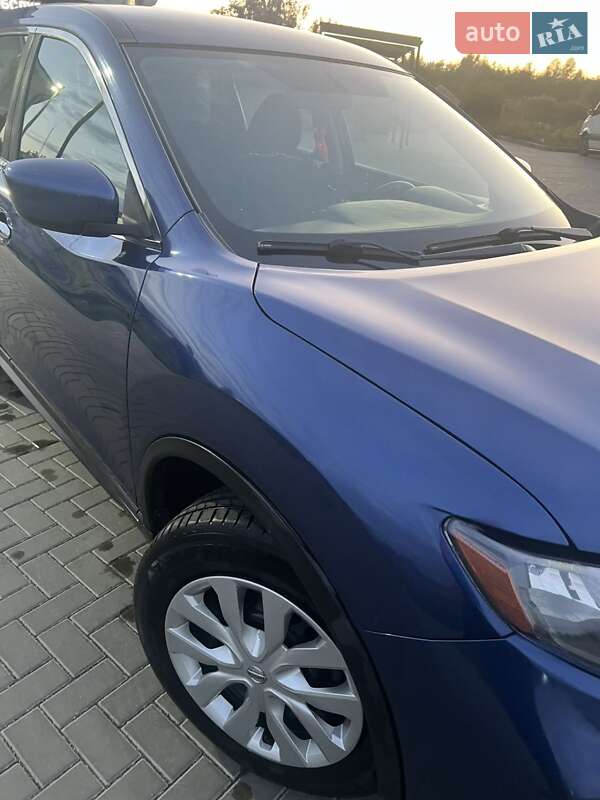 Внедорожник / Кроссовер Nissan Rogue 2017 в Сокале