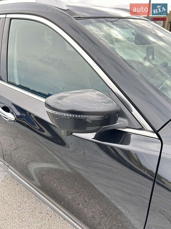 Позашляховик / Кросовер Nissan Rogue 2017 в Харкові