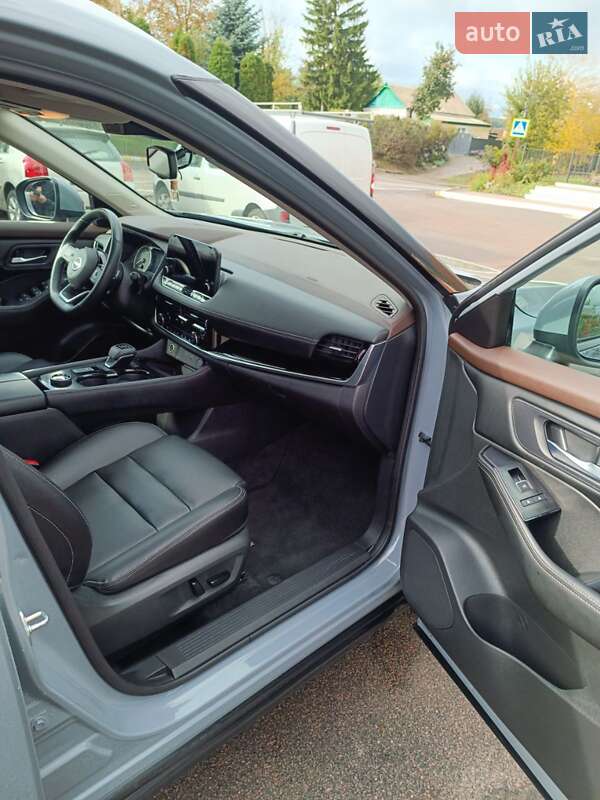 Позашляховик / Кросовер Nissan Rogue 2023 в Києві