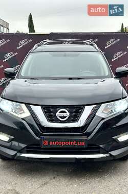Внедорожник / Кроссовер Nissan Rogue 2017 в 