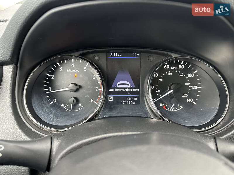 Позашляховик / Кросовер Nissan Rogue 2018 в Києві