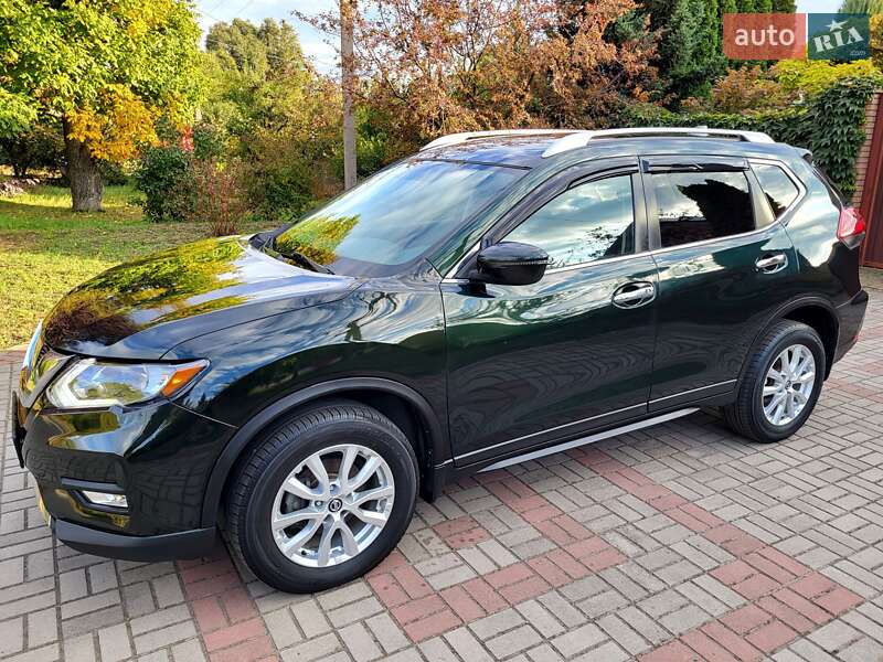 Позашляховик / Кросовер Nissan Rogue 2018 в Запоріжжі