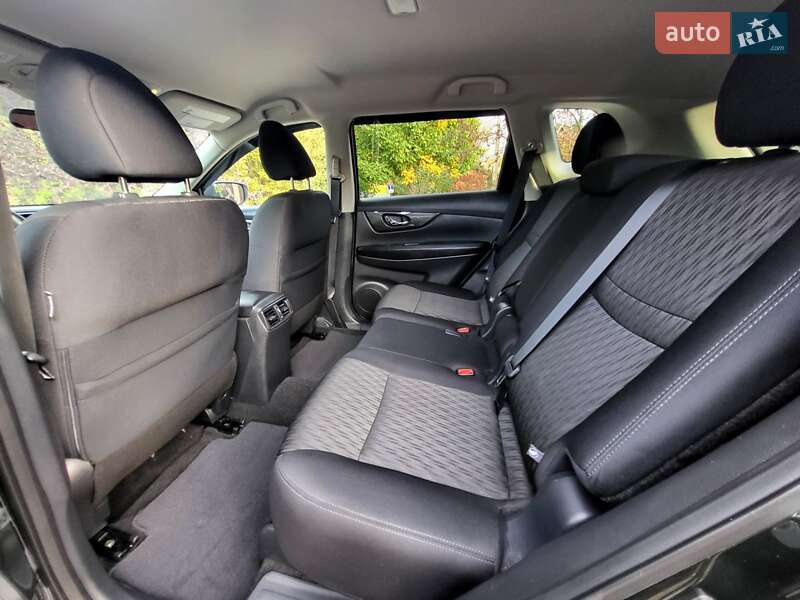 Позашляховик / Кросовер Nissan Rogue 2018 в Запоріжжі