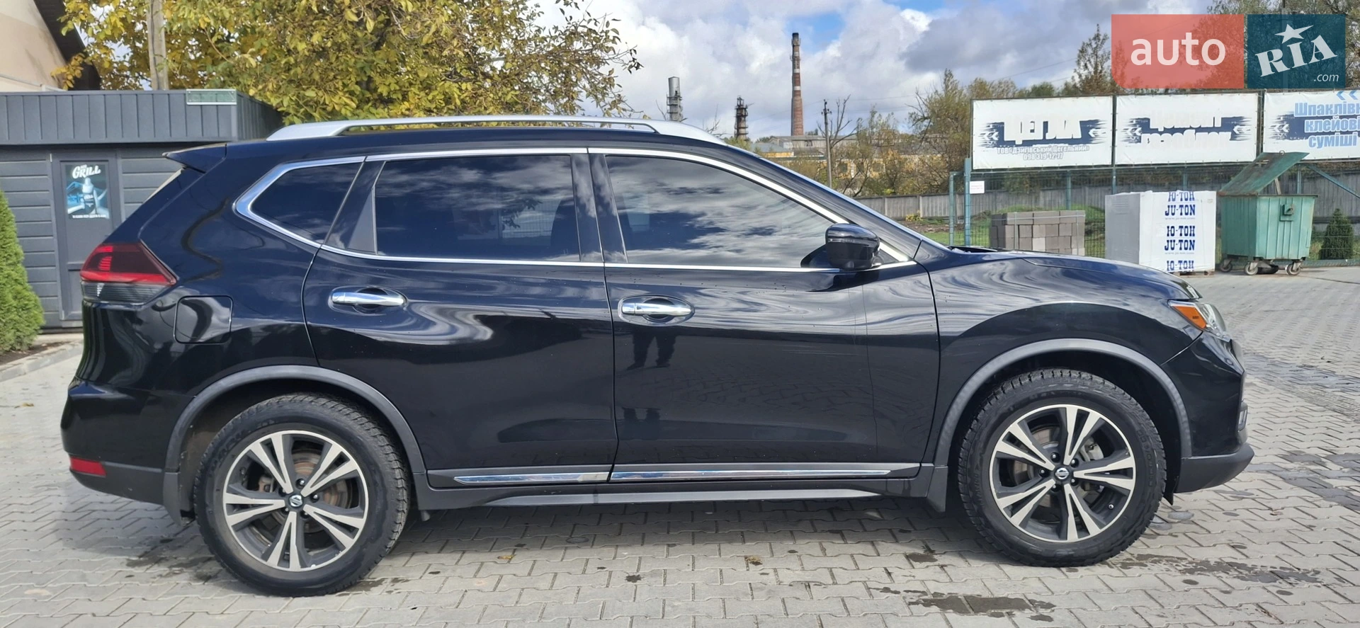 2017 Nissan Rogue - мініатюра 2
