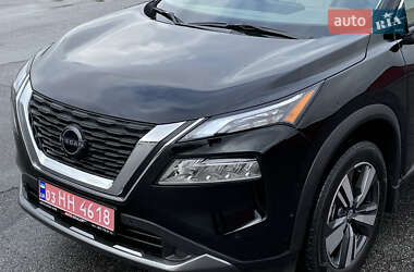 Внедорожник / Кроссовер Nissan Rogue 2023 в 