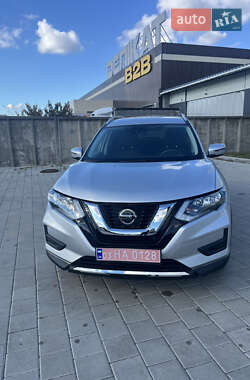 Внедорожник / Кроссовер Nissan Rogue 2019 в Черкассах