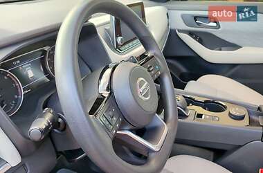 Внедорожник / Кроссовер Nissan Rogue 2021 в 