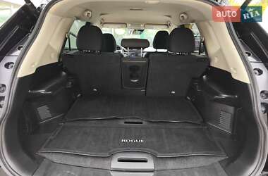 Внедорожник / Кроссовер Nissan Rogue 2020 в 