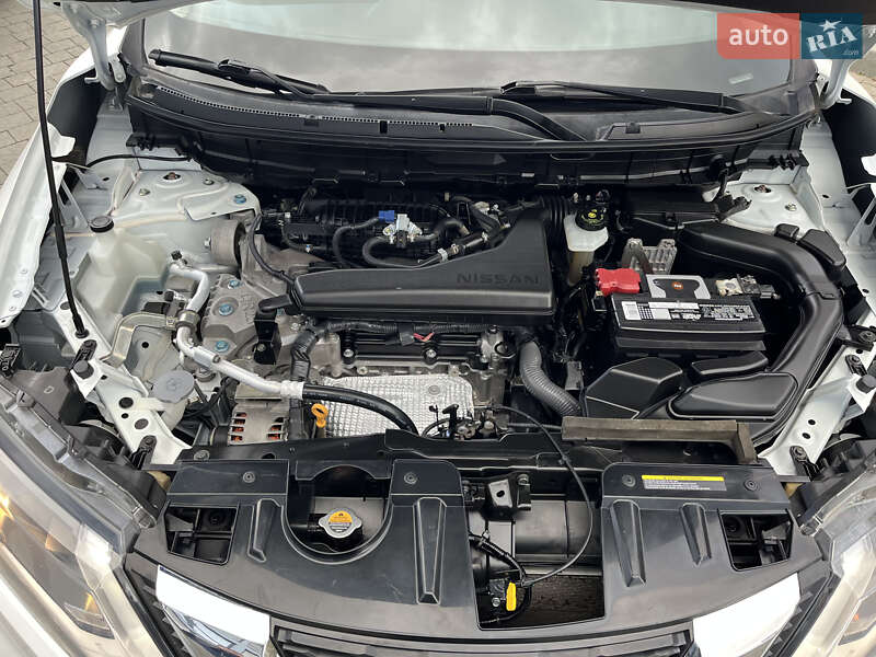 Внедорожник / Кроссовер Nissan Rogue 2019 в Львове