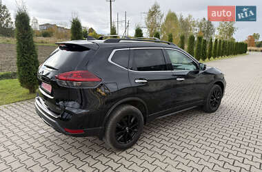 Внедорожник / Кроссовер Nissan Rogue 2018 в Ровно