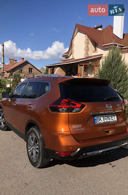 Позашляховик / Кросовер Nissan Rogue 2019 в Рівному