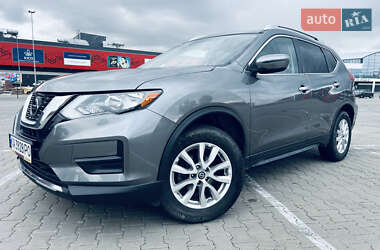 Внедорожник / Кроссовер Nissan Rogue 2019 в 