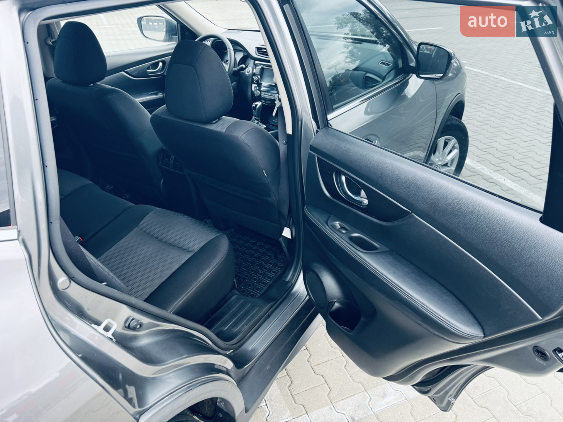 2019 Nissan Rogue - мініатюра 20