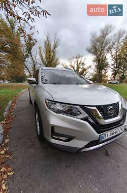 Внедорожник / Кроссовер Nissan Rogue 2019 в 