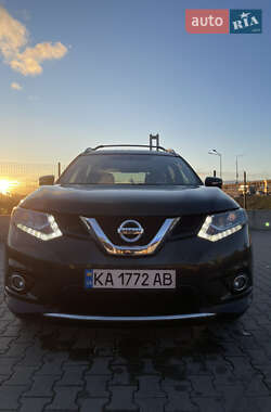Внедорожник / Кроссовер Nissan Rogue 2014 в 