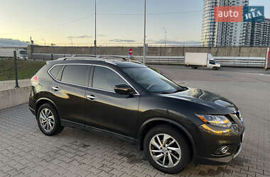Внедорожник / Кроссовер Nissan Rogue 2014 в 