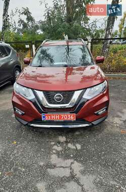 Внедорожник / Кроссовер Nissan Rogue 2018 в Полтаве