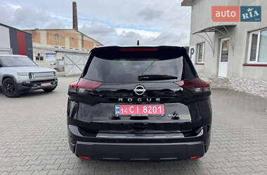 Внедорожник / Кроссовер Nissan Rogue 2024 в 