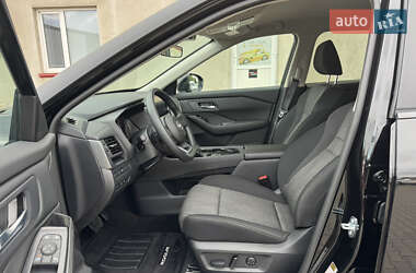 Внедорожник / Кроссовер Nissan Rogue 2024 в 