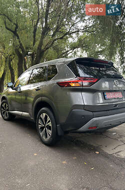 Внедорожник / Кроссовер Nissan Rogue 2021 в 