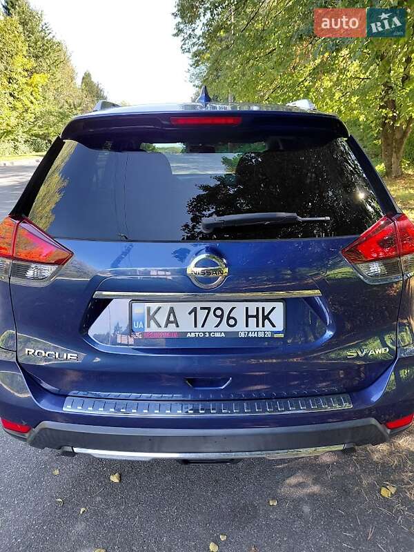 Внедорожник / Кроссовер Nissan Rogue 2018 в Киеве