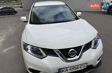 Внедорожник / Кроссовер Nissan Rogue 2015 в Киеве