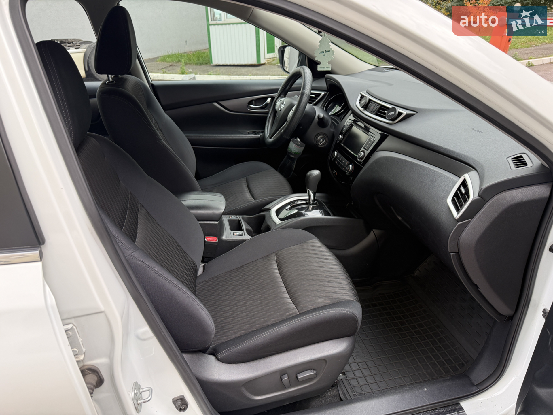 2015 Nissan Rogue - мініатюра 8