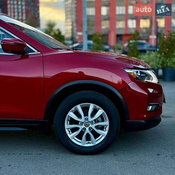 Позашляховик / Кросовер Nissan Rogue 2016 в Києві фото 12 Позашляховик / Кросовер Nissan Rogue 2016 в Києві
