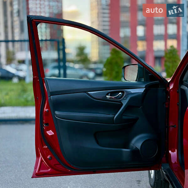 Позашляховик / Кросовер Nissan Rogue 2016 в Києві фото 19 Позашляховик / Кросовер Nissan Rogue 2016 в Києві