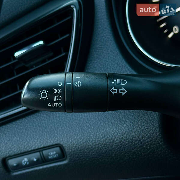 Позашляховик / Кросовер Nissan Rogue 2016 в Києві фото 26 Позашляховик / Кросовер Nissan Rogue 2016 в Києві