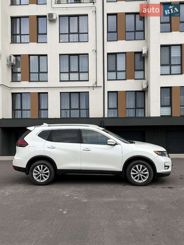 Внедорожник / Кроссовер Nissan Rogue 2018 в Ровно фото 6 Внедорожник / Кроссовер Nissan Rogue 2018 в Ровно